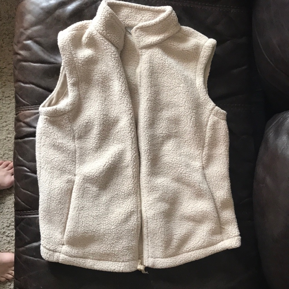 Ascend Cream sherpa vest